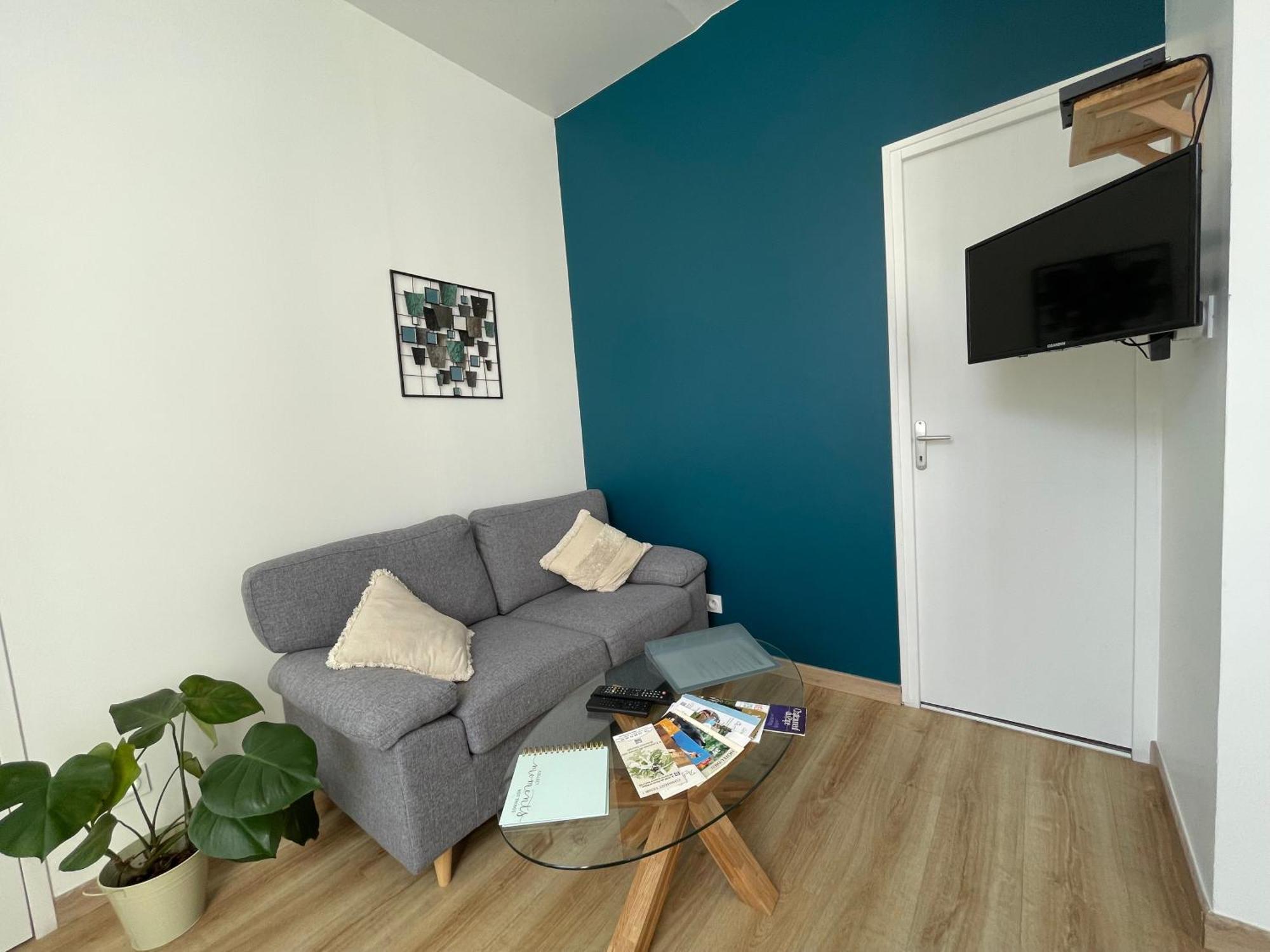 Bel Appartement, 2 Lits Doubles, Parking Gratuit Шабли Екстериор снимка